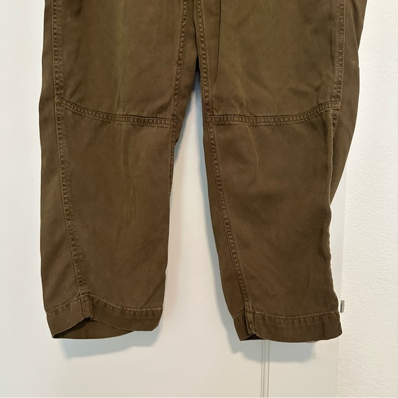 Everlane Tencel Relaxed Chino in Beech - Picture 6 of 6